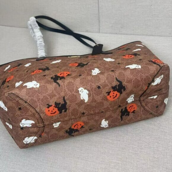 NWT Coach City Tote In Signature Canvas With Halloween Print CW450 - Picture 5 of 7